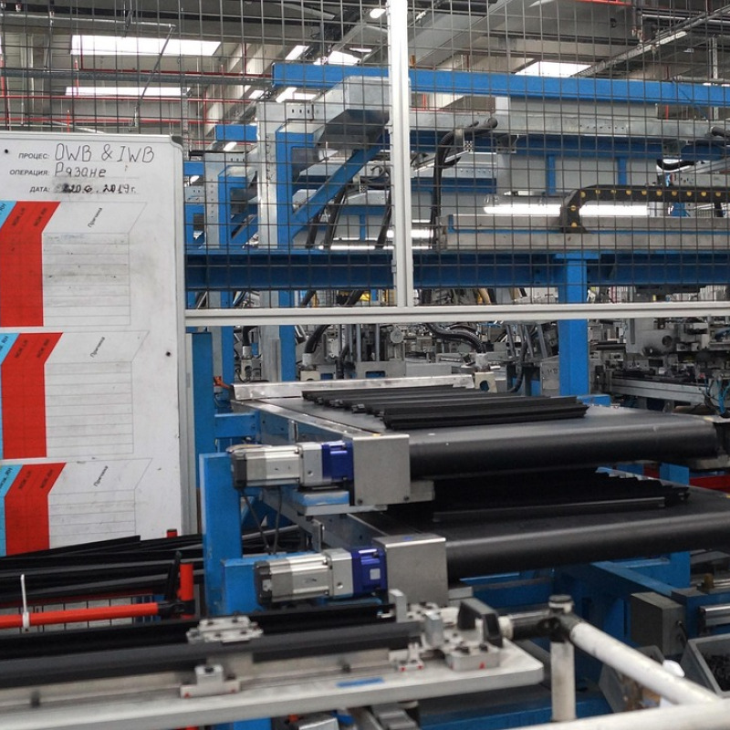 stretch blow molding machine